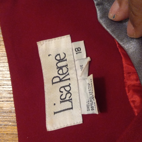 Teo piece suit - Picture 2 of 2